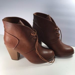 Super cute ankle boots